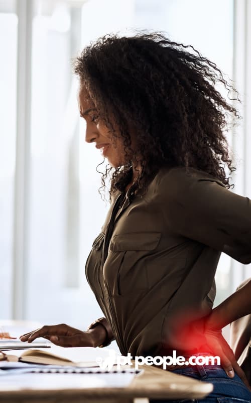 Remote virtual corporate fitness session led by a Dubai trainer
