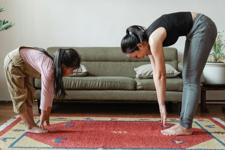 7 Daily Home Workouts for Fat Loss (Fitness Trainer Approved)